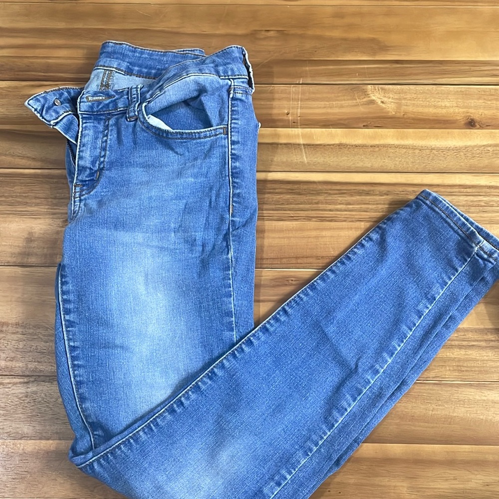 Skinny jeans